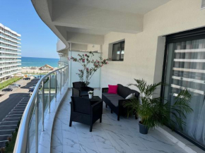 EER Beach Studios Mamaia
